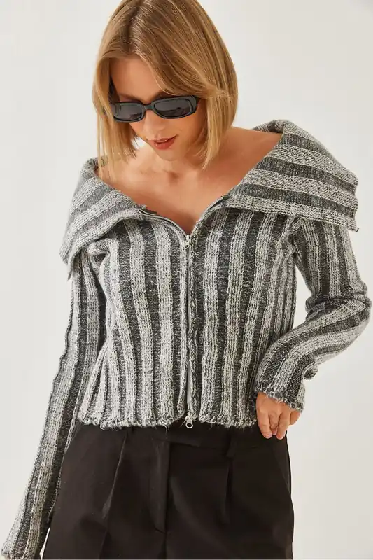 Hooded Striped Fitted Crop Cardigan with Zipper - Bianco Lucci