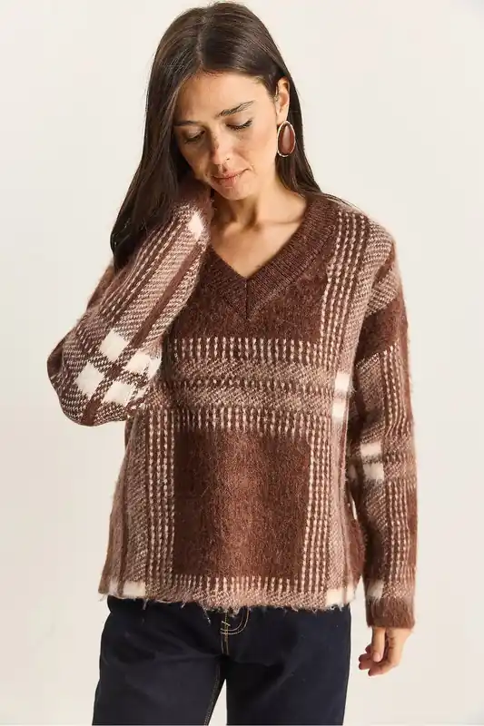 Plaid V-Neck Long Sleeve Knit Sweater