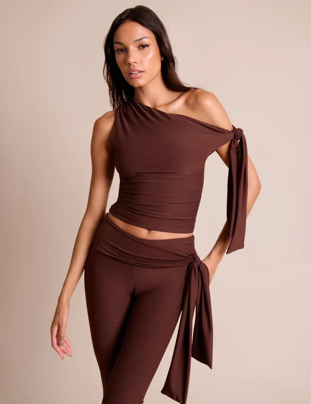 Knot Detail Asymmetric One Shoulder Luxe Slinky Top Chocolate - Public Desire