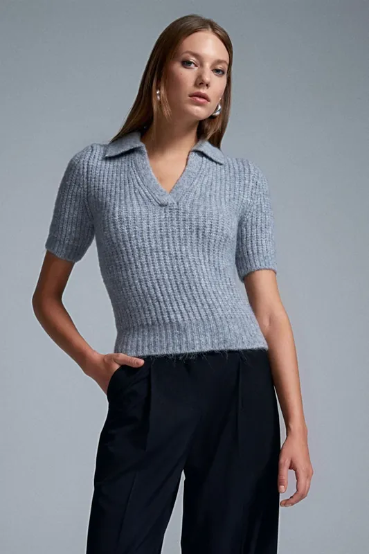 Women's Fitted Ribbed Polo Sweater - Dilvin