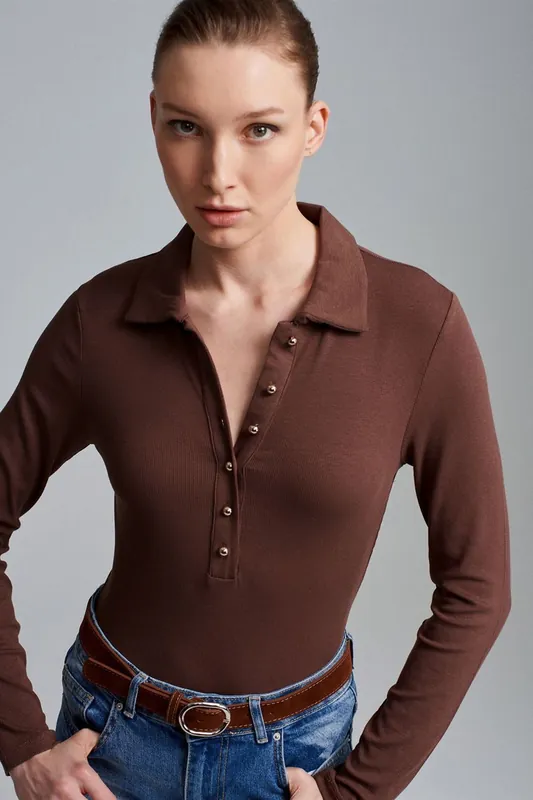 Women’s Slim-fit Polo Blouse