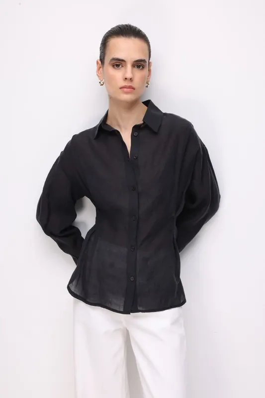 Fitted Textured Button-Up Shirt