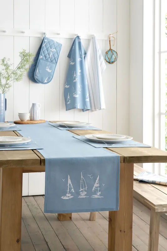'Salcombe Boats' Cotton 33x220cm Dining Table Runner - Catherine Lansfield