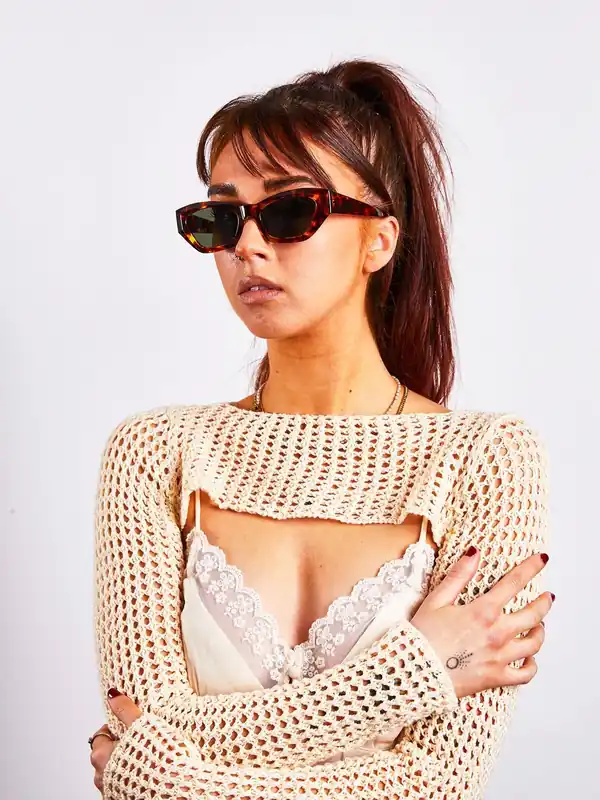 Angular Frame Cat Eye Sunglasses - SVNX