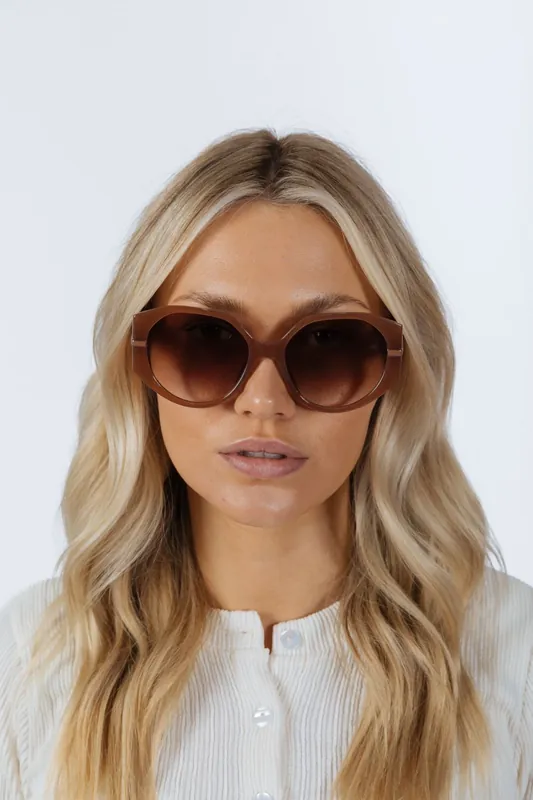 Round Circle Sunglasses in Brown - SVNX