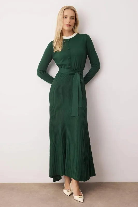 Pleated Knit Maxi Dress with Tie Waist Detail - WOVCOR