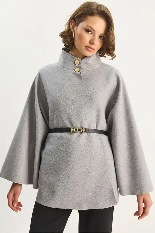 Textured Overcoat with Button Closure - Bianco Lucci