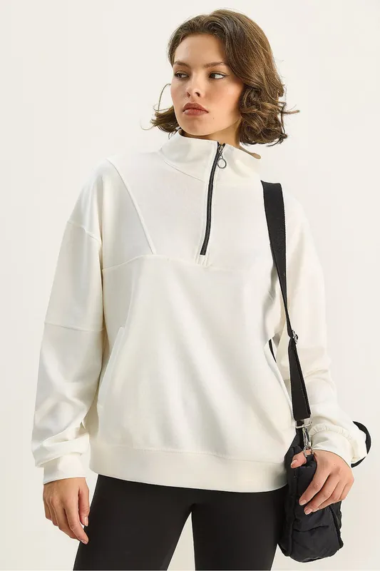 Relaxed Fit Zipper Collar Knitted Sweatshirt - Bianco Lucci