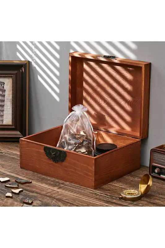 Lockable Pine Wood Keepsake Box - Living and Home