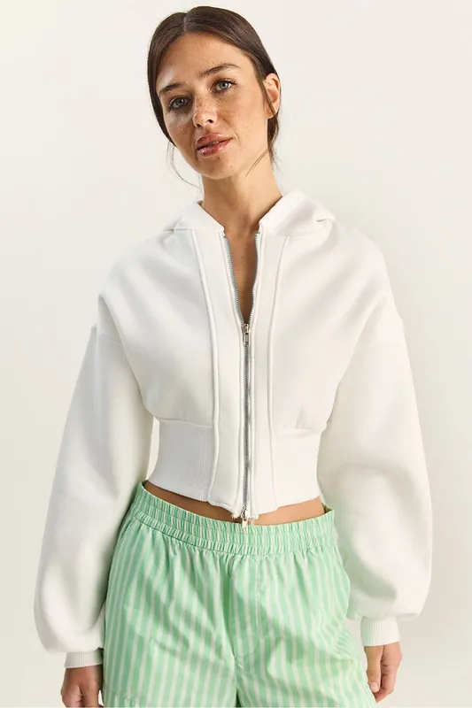 Hooded Slim Fit Ribbed Knit Crop Sweatshirt - Bianco Lucci