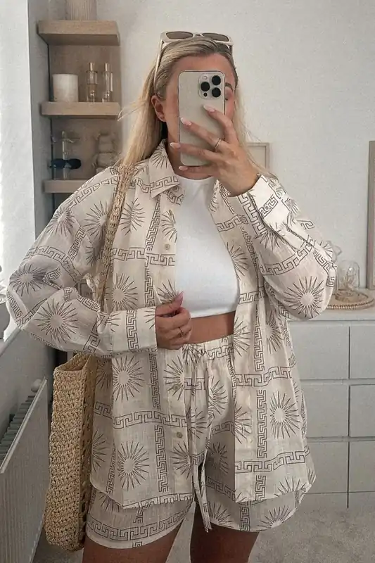 2 Pieces: Printed Shirt & High Waist Drawstring Shorts - Hiccup