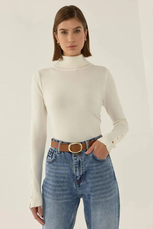 Basic Turtleneck Button Detail Knitted Top - Hiccup