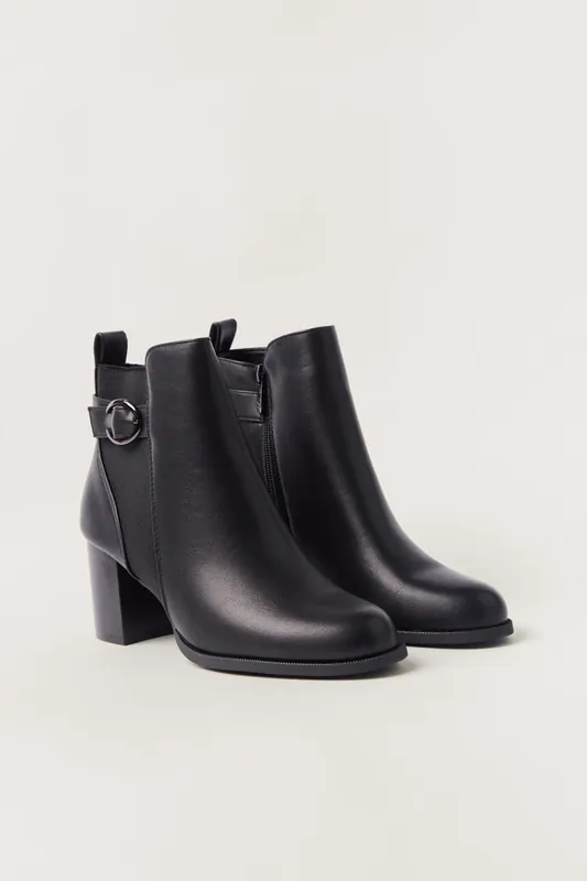 Black Elastic Side Detail Block Heeled Boots - Blue Vanilla