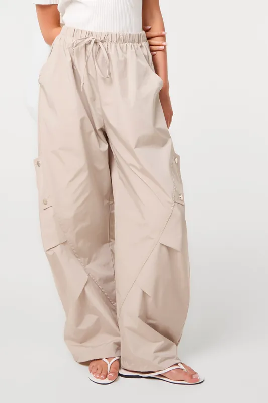 Stone Pocket Detail Wide Leg Cargo Trousers - Pink Vanilla