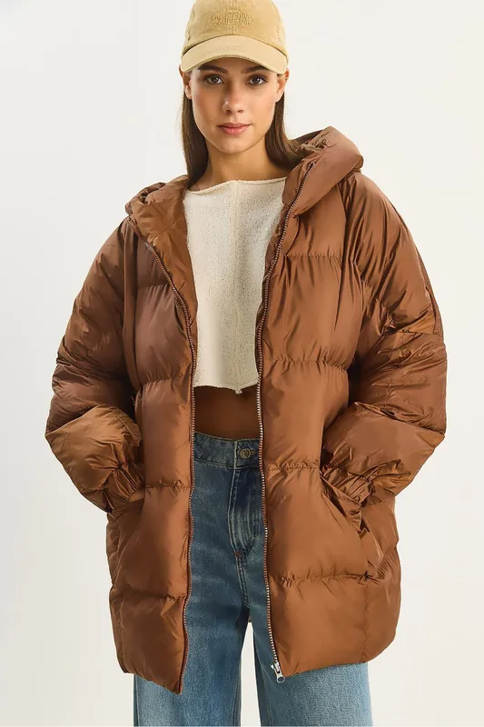 Hooded Oversized Thick Puffer Jacket - Bianco Lucci
