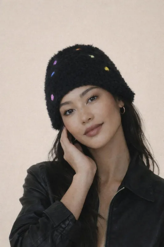 Beanie with Multicolour Buttons - SVNX