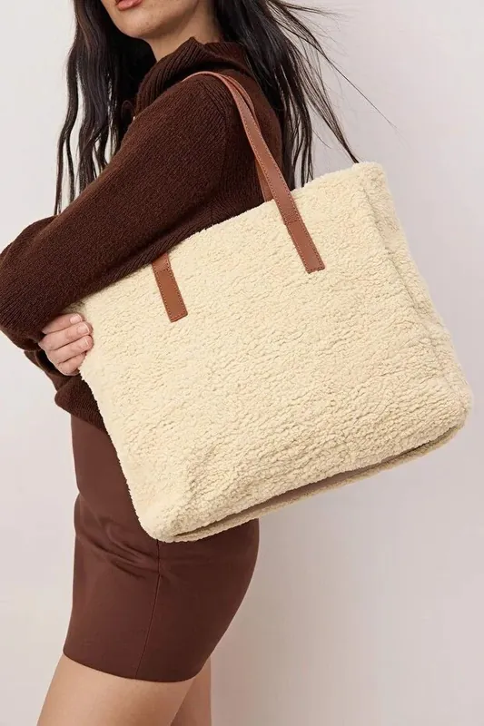 Women's Borg Sherpa Maxi Tote Bag with Contrast Strap - WOVCOR