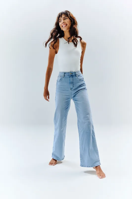 Light Blue Tall Isla Wide Leg Jeans - In The Style