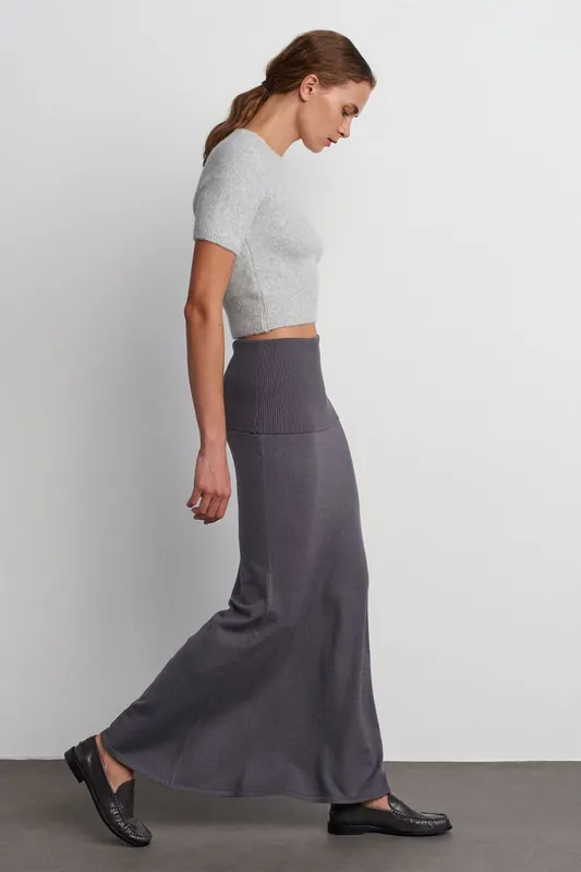 High-Waist Ribbed Maxi Skirt