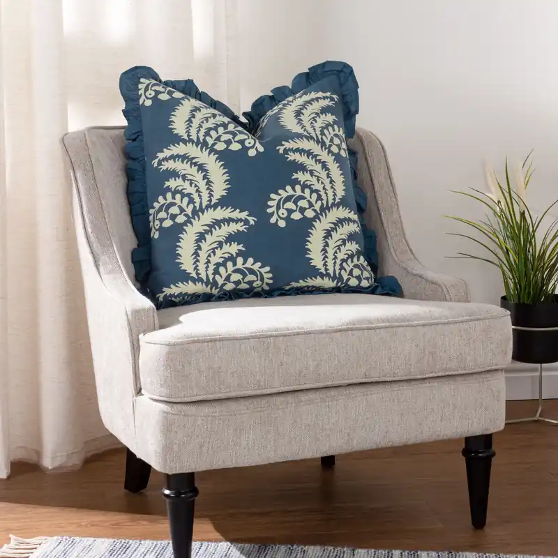 Montrose 100% Cotton Fringed Leaf Cushion - Paoletti