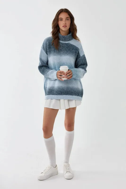 Oversized Gradient Turtleneck Sweater - Hiccup