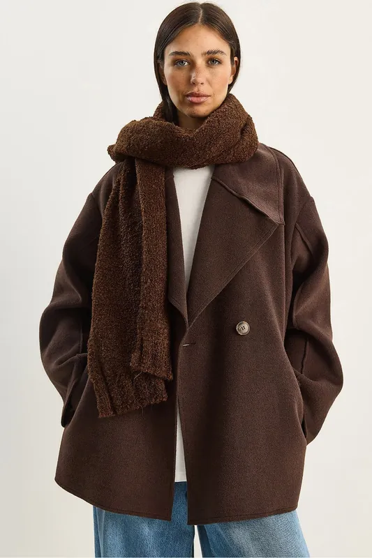 Oversized Buttoned Felt Jacket with Wide Collar - Bianco Lucci