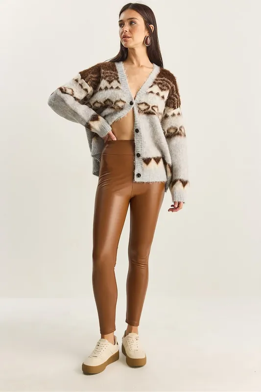 Elastic Waist Faux Leather Skinny Pants - Bianco Lucci