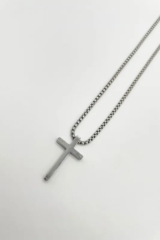 Cross Pendant Necklace - SVNX