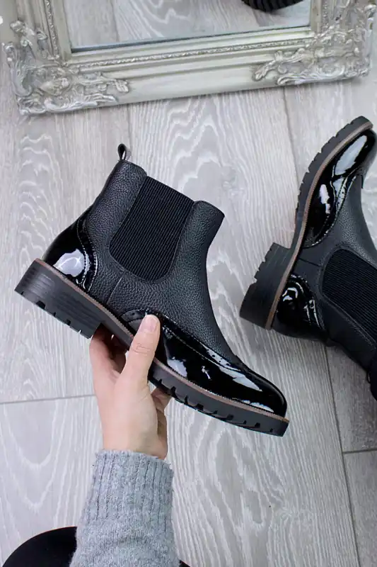 Low Heel Pull On Brogue Ankle Chelsea Boots - AJVANI