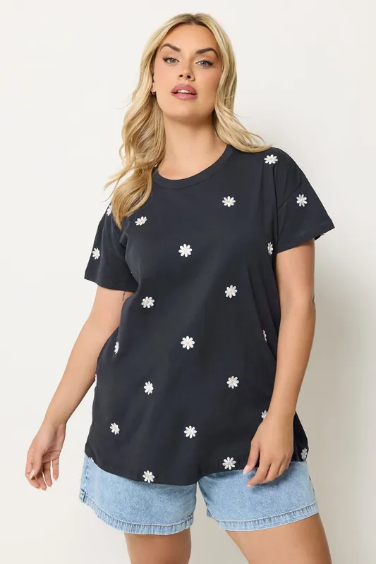Embroidered Daisy T-Shirt