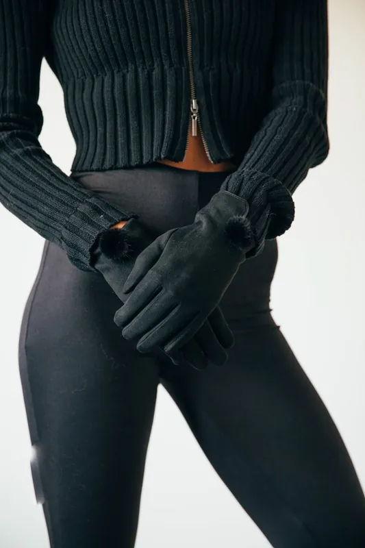 Black Gloves With Pom Pom - SVNX
