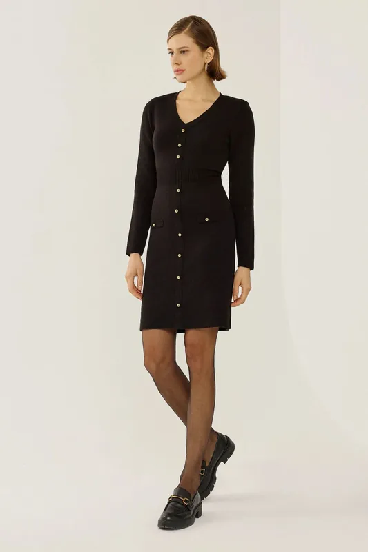 Midi Dress with Button Details - Hiccup