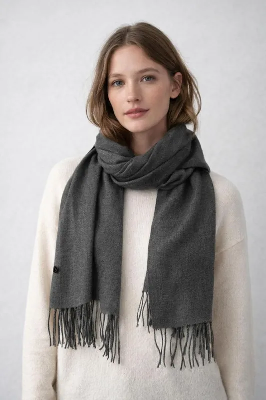 Reversible Two-Tone Cashmere Blend Scarf With Tassels