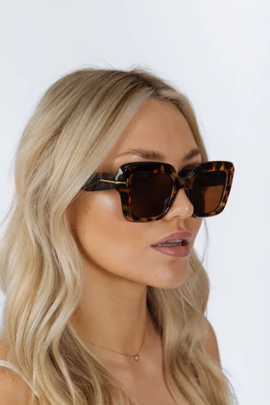Bold Square Sunglasses in Leopard Brown - SVNX