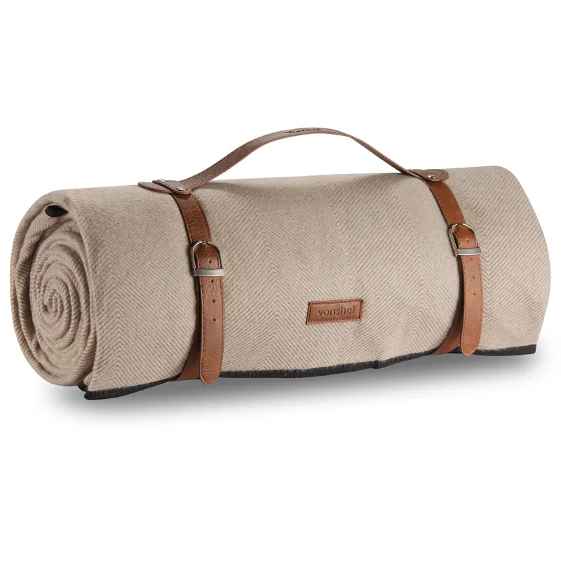 Large Herringbone Design Outdoor Picnic Blanket - VonShef
