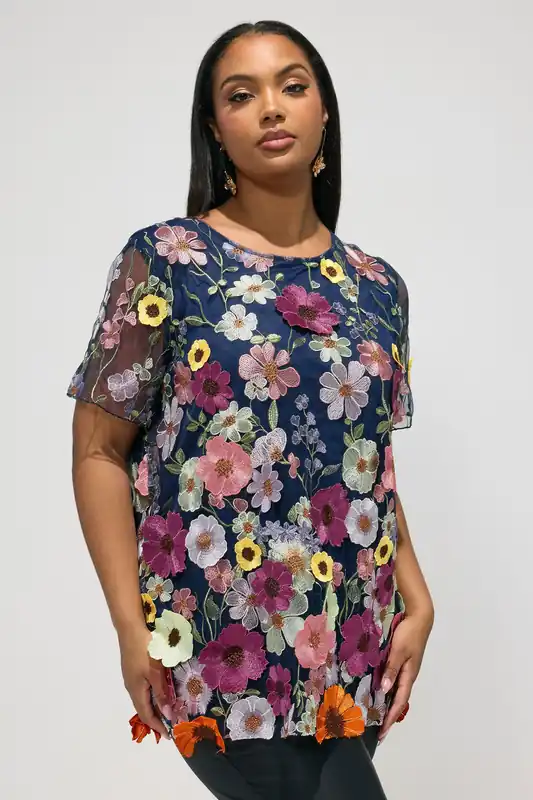 Floral 3D Embroidered T-Shirt