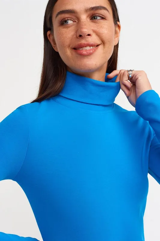Women's Slim Fit Turtleneck Jersey Blouse - Dilvin