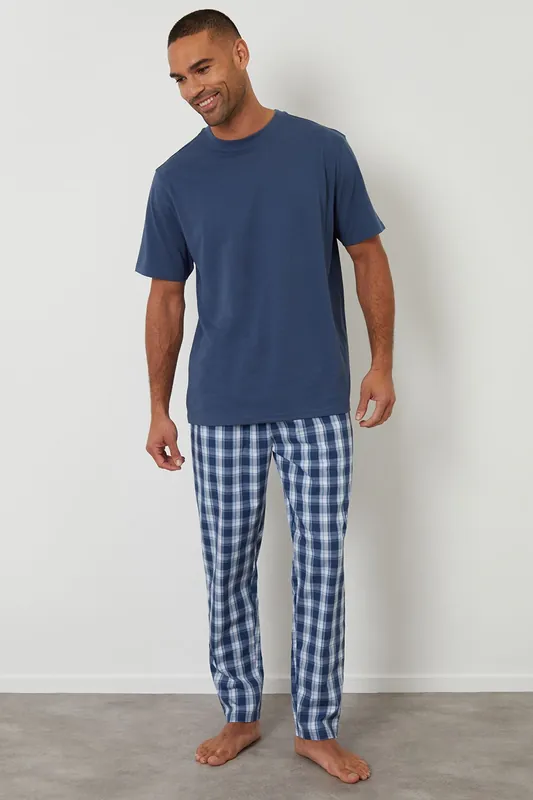Check Relaxed Fit Pyjama Set - Threadbare