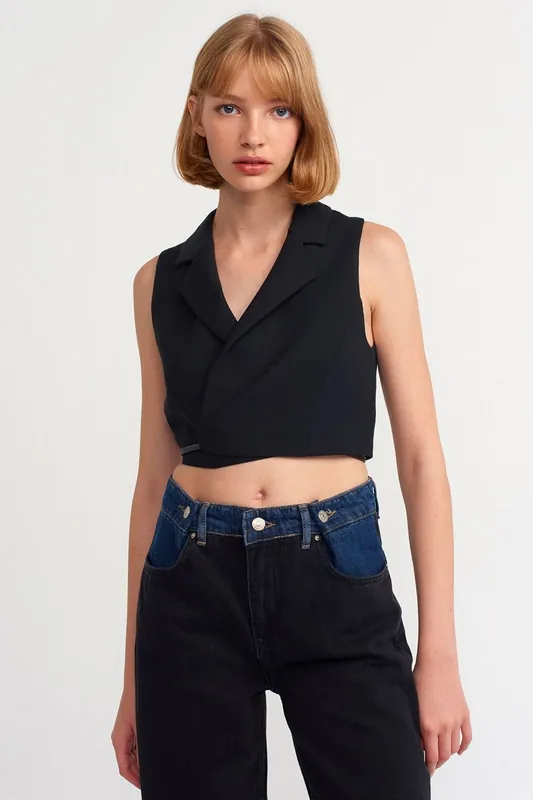 Women's Fitted Crepe Crop Blouse With Tie Front - Dilvin