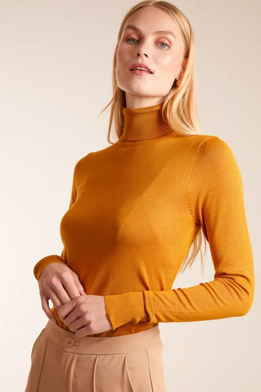 Roll Neck Jumper - Blue Vanilla
