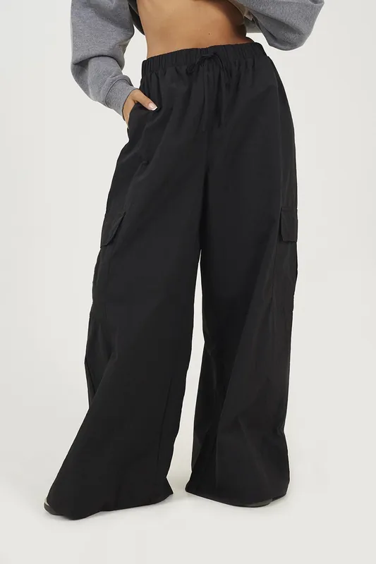 Baggy Cargo Trousers With Pocket Details - Brave Soul