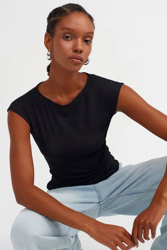 Fitted Boat Neck Blouse - Dilvin