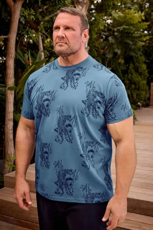 Tiger Graphic T-Shirt