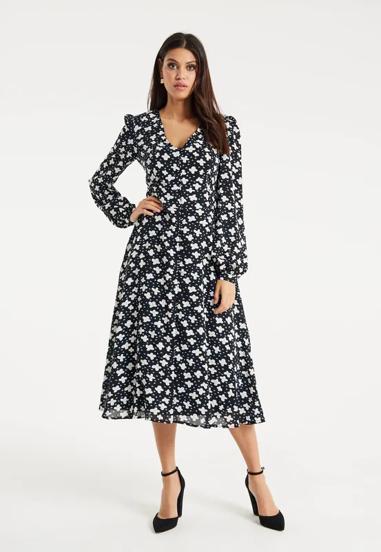 Floral And Heart Print Midi Dress In Black - Liquorish