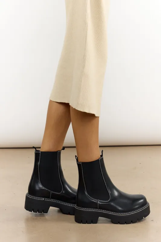 Chunky low ankle boots - Shnoo