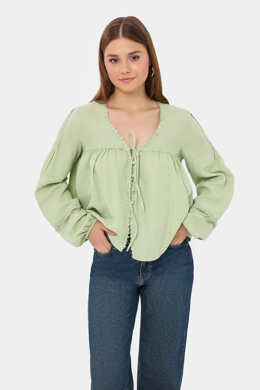 Embroidered V-Neck Long Sleeve Blouse
