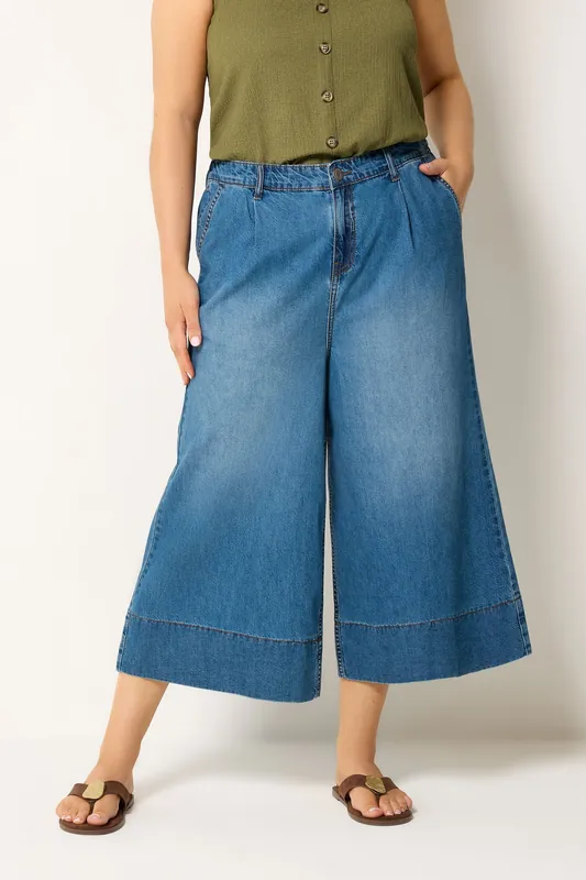 Cropped Deep Hem Jeans - Yours