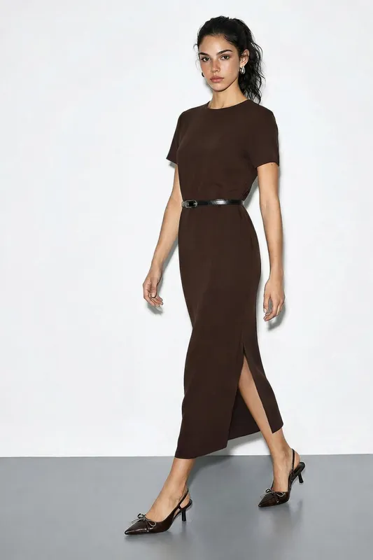 Belted Midi Dress with Crew Neck - Bianco Lucci