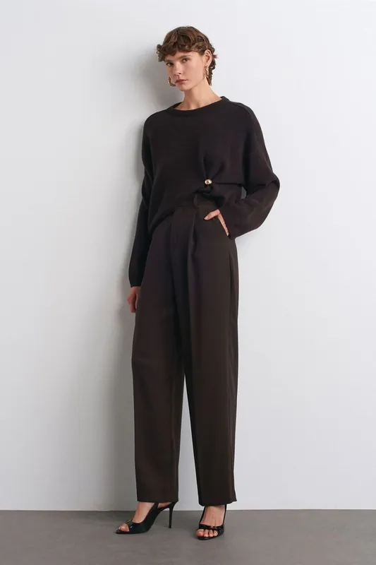 High-waist Wide-leg Crepe Trousers