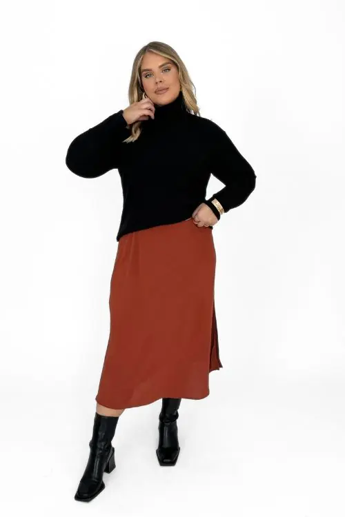 Curve A Line Midi Skirt In Crepe With Side Split In Rust - FASHION-SZN